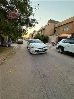 تويوتا أفالون